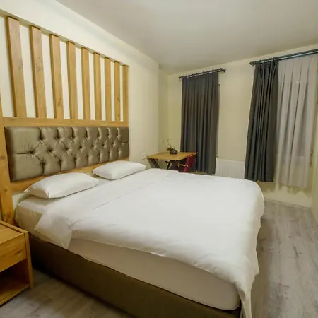 Grand 464 Hotel